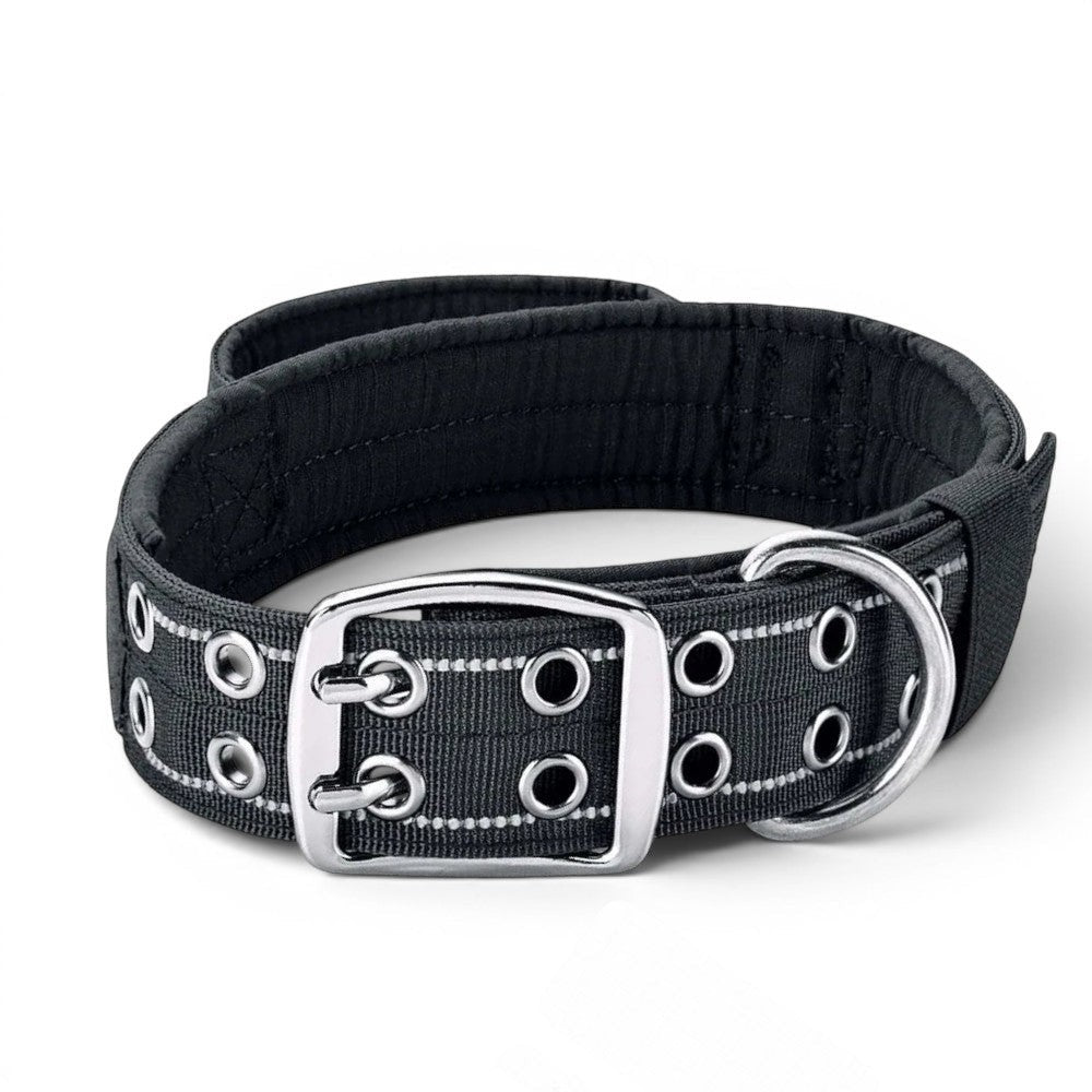 Collier tactique noir AventureCanine en nylon avec double boucle, rembourrage confortable et bandes réfléchissantes