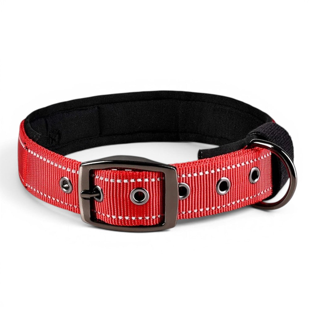 Collier tactique AventureCanine rouge en nylon avec bandes réfléchissantes et intérieur rembourré noir