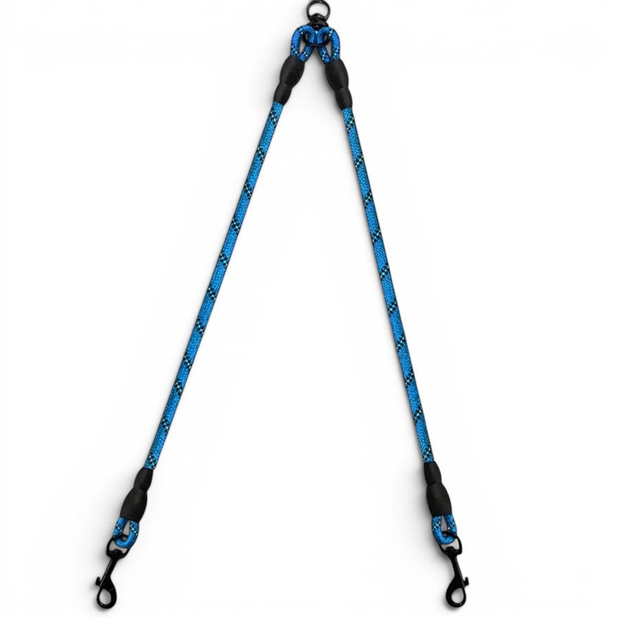 Coupleur de laisse AventureCanine bleu en corde tressée réfléchissante avec système pivotant anti-nœud pour deux chiens