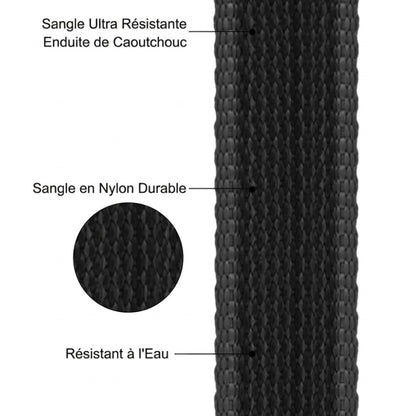 Gros plan sur la sangle AventureCanine en nylon renforcé noir, imperméable et enduite de caoutchouc pour chien.