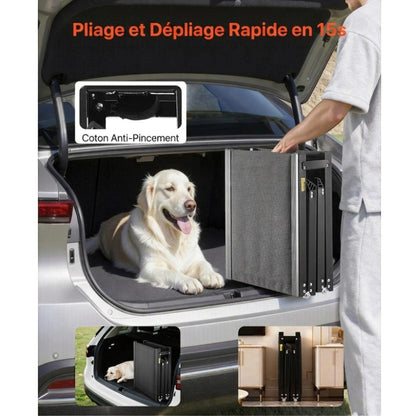 Rampe pliable AventureCanine en aluminium et tissu Oxford noir pour chien, montrant le pliage facile dans un coffre.