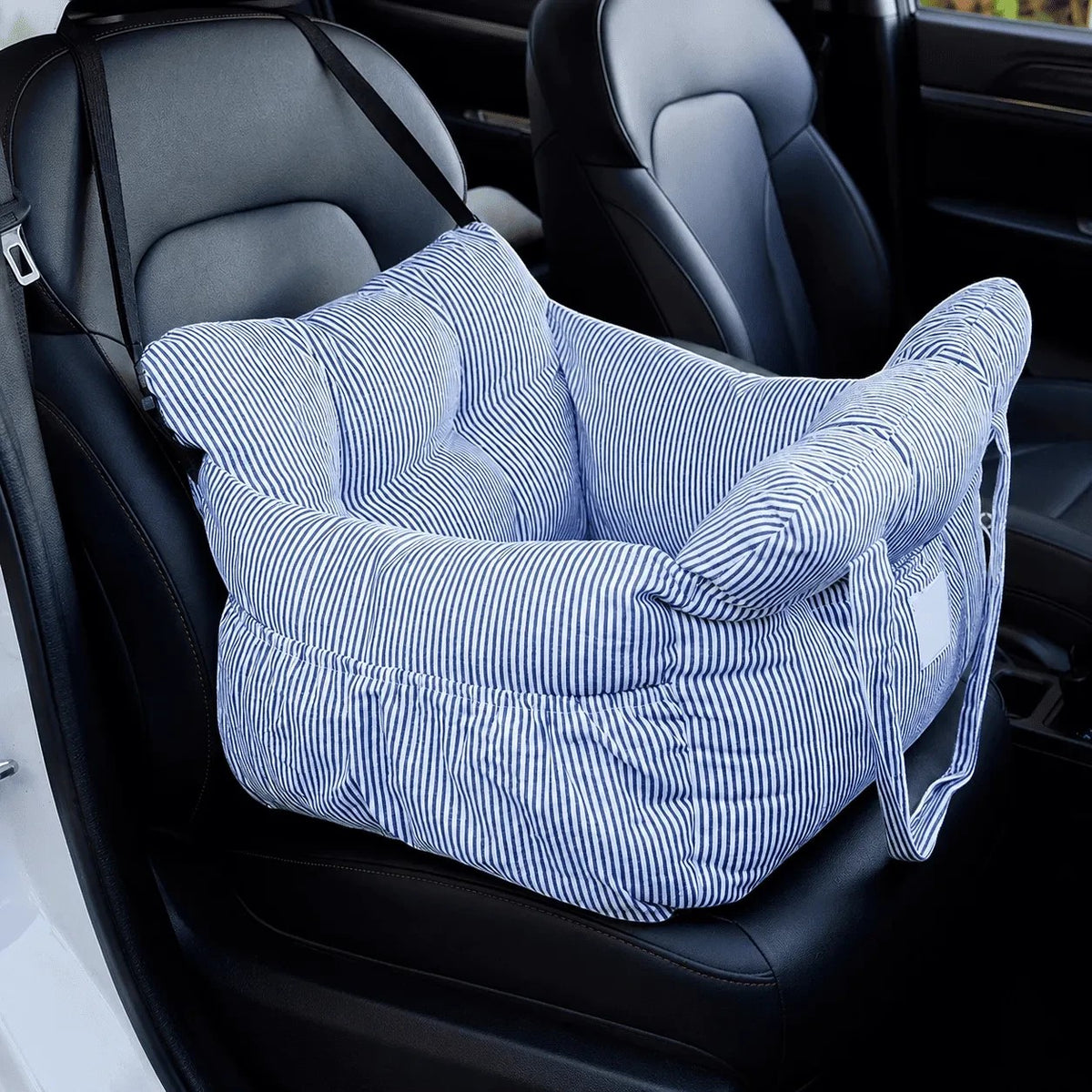 Siège auto pour chien AventureCanine en nylon rayé bleu et blanc avec rembourrage moelleux et sangles de fixation